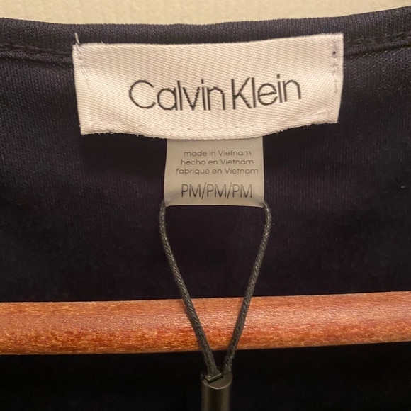 NEW Calvin Klein Blouse, Floral and Sheer - Picture 7 of 7